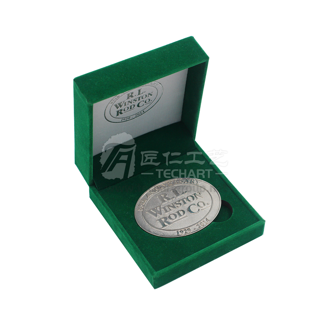 11-Velvet Gift Box.jpg