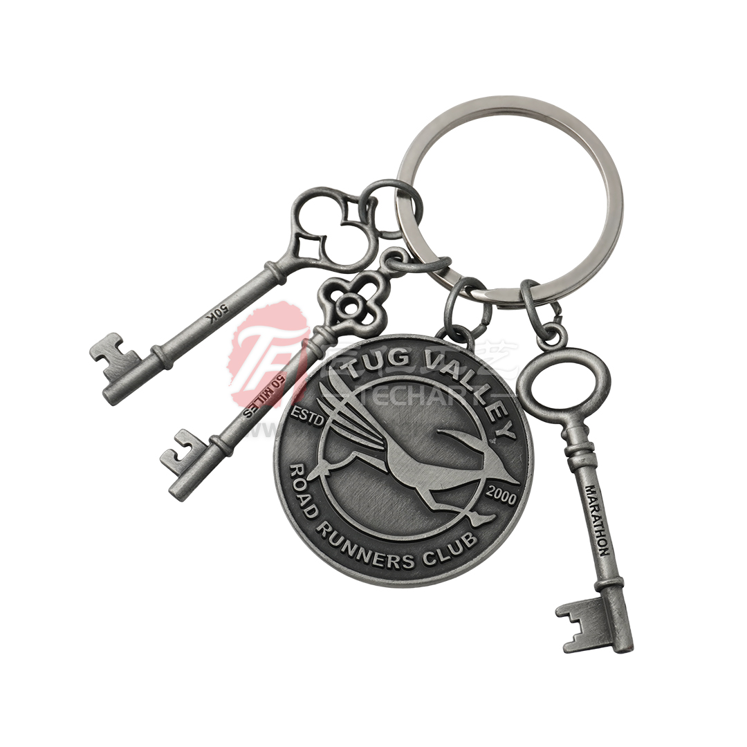 Zinc Alloy Metal Key Chain with Charms.jpg