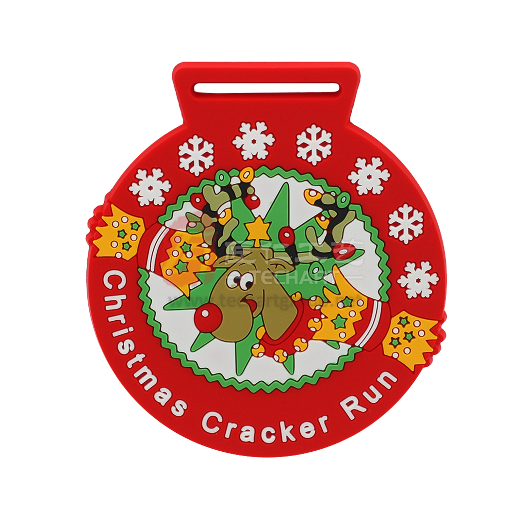 PVC Christmas Cracker Run medal.jpg
